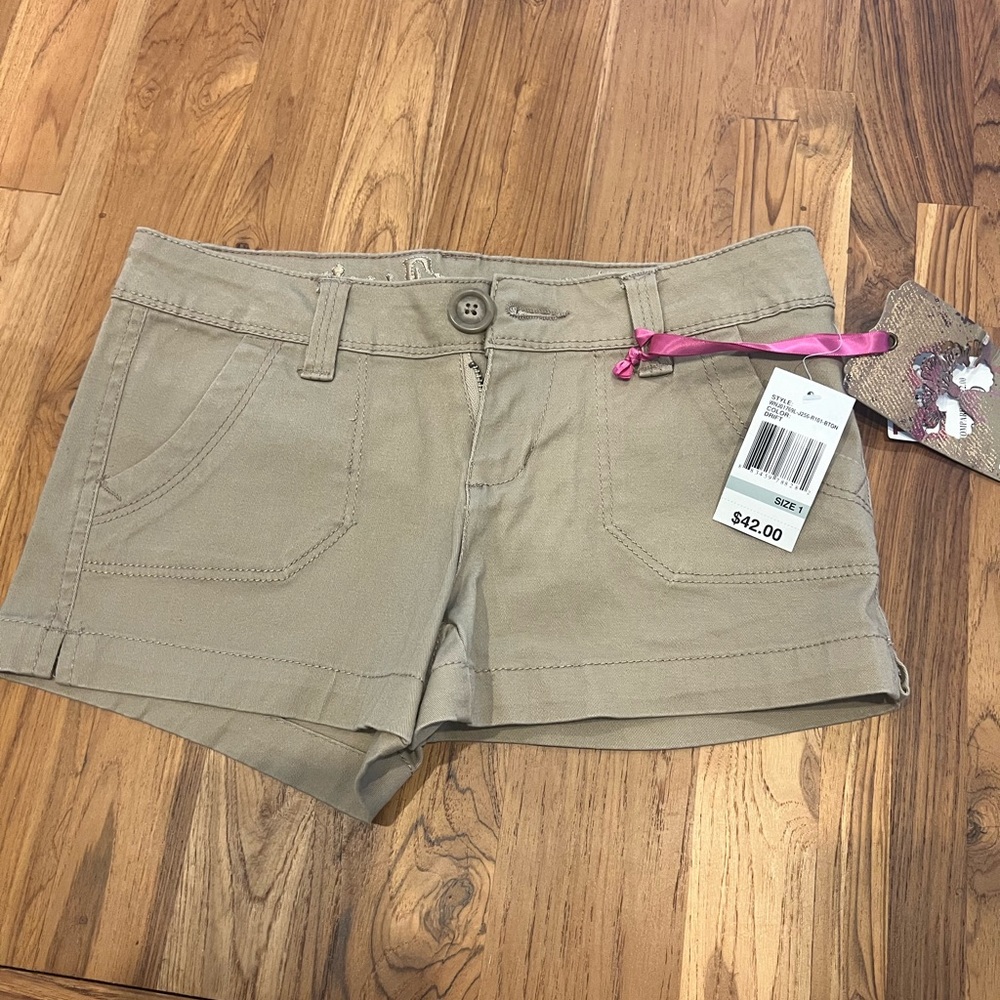 NWT wallflower shorts. Size 1